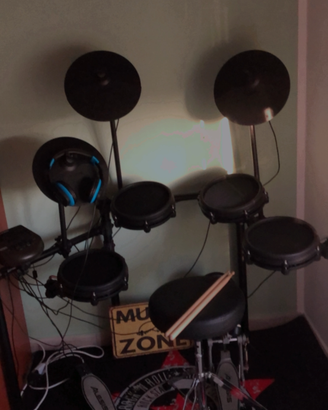 Alesis nitro mesh kit