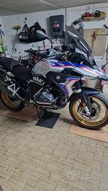 Bmw 1250 gs hp del 2020 con 23 mila km