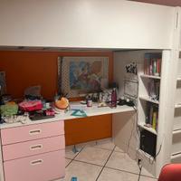 Letto in legno bianco con soppalco ikea