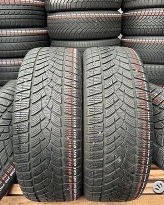4 gomme 225 55 18 Goodyear invernali