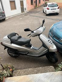 Piaggio Hexagon 125 4T