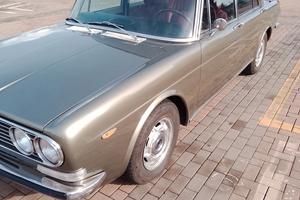 Lancia 2000 cc berlina  anno 1972