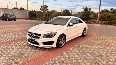 Mercedes CLA 180 Premium AMG
