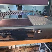 Microsoft Xbox 360 Slim 4GB Console - Nera.