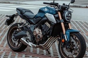 Honda CB 650 R depotenziata 35kw (libretto)