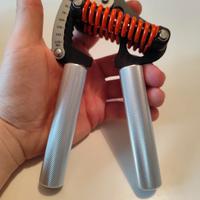 GD Iron Grip,  attrezzo rinforzante per braccia