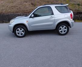 Toyota RAV 4 RAV4 2.0 Tdi D-4D cat 3 porte Sol