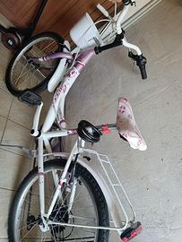 Bicicletta bambina bianca e rosa