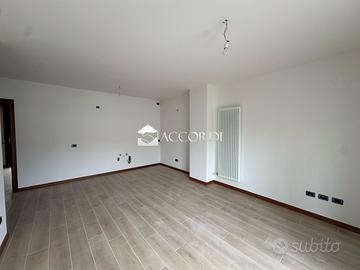 RIFERIMENTO LLA4 - APPARTAMENTO RISTRUTTURATO IN