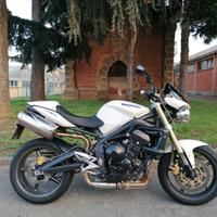 Triumph Street Triple 675 - Tagliandata - Gommata