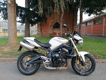 Triumph Street Triple 675 - Tagliandata - Gommata