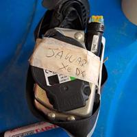 Cinture varie per auto