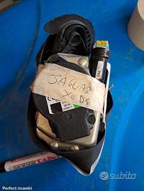 Cinture varie per auto