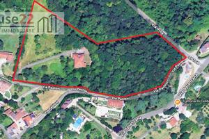 VILLA CON PARCO DI MQ. 26.000 AD ARCUGNANO COLLE