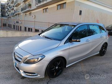 Mercedes-benz B 200 CDI BlueEFFICIENCY Premium