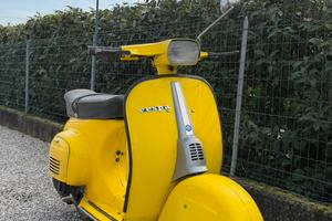 Vespa 50 Special