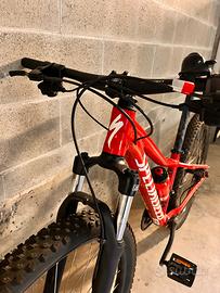 Mountain bike rockhopper 27.5  xs Specialized