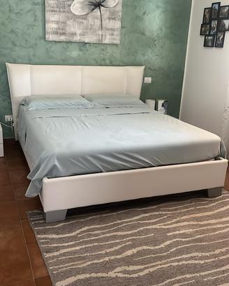 Letto matrimoniale