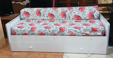 divano letto doppio con 2 materassi e 2 rete