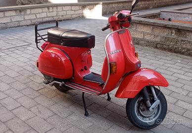 Vespa P200E