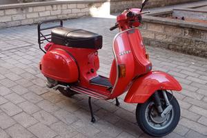Vespa P200E