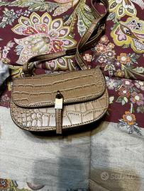 Pochette carpisa