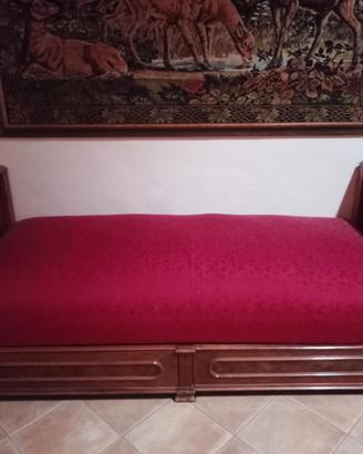 Divano letto vintage in legno