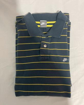 Polo vintage a maniche corte della Nike