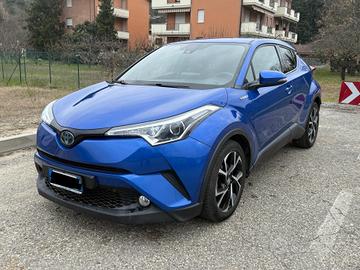 Toyota C-HR 5 Porte C-HR 1.8h Style 2wd e-cvt my19