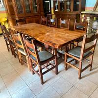 Tavolo in legno di ginepro e 10 Sedie in legno