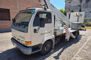 Piattaforma aerea autocarrata TECCHIO K420/A