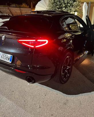ALFA ROMEO STELVIO FULL OPTIONAL 210CV Q4 VELOCE