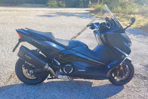 Yamaha T MAX 530 SX ABS AKRAPOVIC