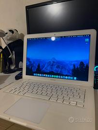 MACBOOK WHITE POTENZIATO SSD256/ 8 GB RAM
