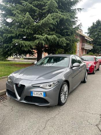 Alfa Romeo Giulia 2.2