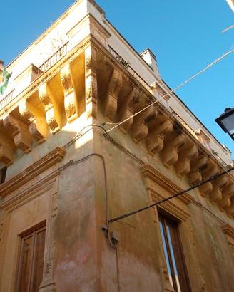 Palazzo del Diavolo (Palazzo Arditi)