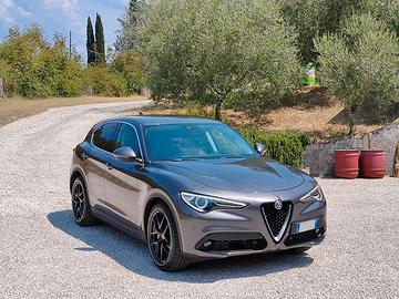 Alfa Romeo Stelvio 2.2 mjet 150cv rwd