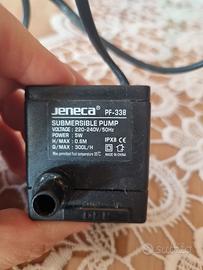 piccola pompa di risalita acquario