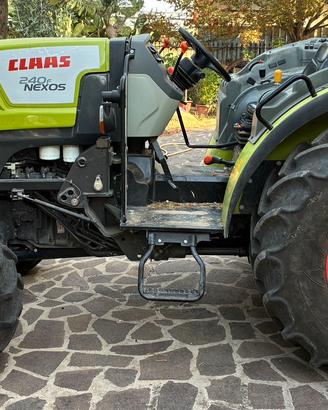 CLAAS NEXOS 240f trattore mod frutteto 100 cv 2021