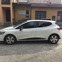 Renault Clio 1.2 75CV 5 porte Costume National