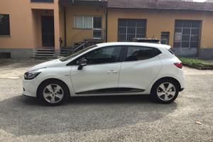 Renault Clio 1.2 75CV 5 porte Costume National