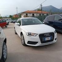 Audi A3 1.6 Attraction s line