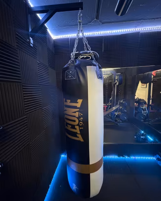 Sacco da Boxe Leone King Size 60kg con Supporto