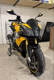 Aprilia tuono V4 2013