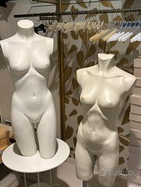 Manichini mezzo busto negozio intimo abbigliamento