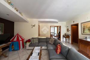 4 LOCALI A FORESTO SPARSO