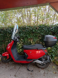 Scooter elettrico Niu Mqi GT