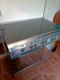 cucina 6 fuochi in acciaio