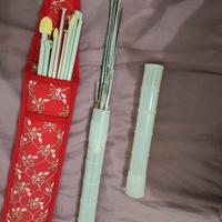 ferri da lana e uncinetti