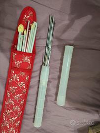 ferri da lana e uncinetti